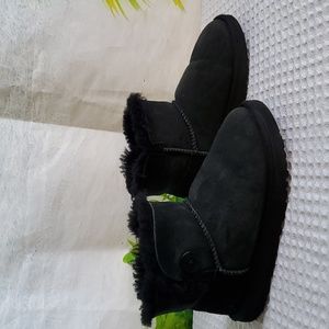 UGG mini bailey button II boots women's size 3